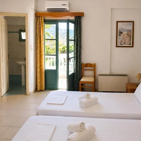 Elena - Cozy Seaside In